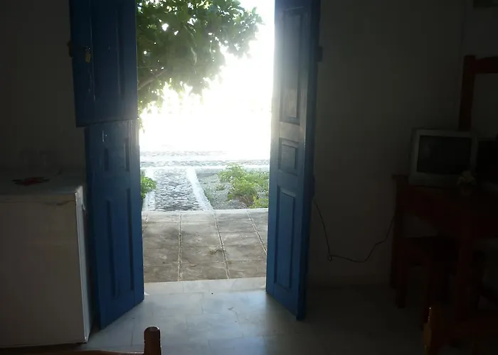 Agios Antonios Gasthof Perissa (Santorini)