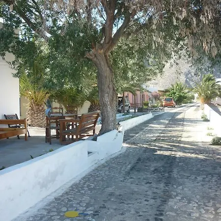 Pensionat Agios Antonios 3*