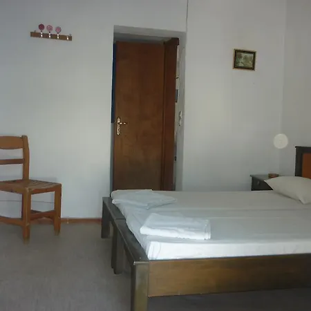 Agios Antonios 3* Perissa (Santorini)