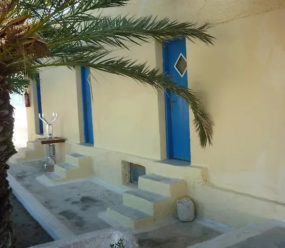 Agios Antonios Pensjonat Perissa (Santorini)